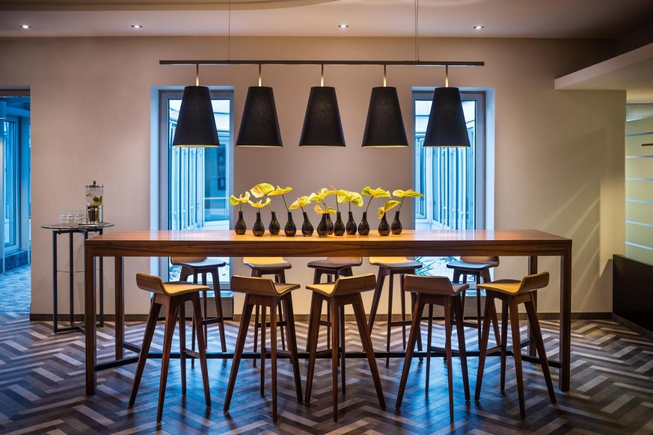 Sheraton Duesseldorf Airport Hotel Ngoại thất bức ảnh