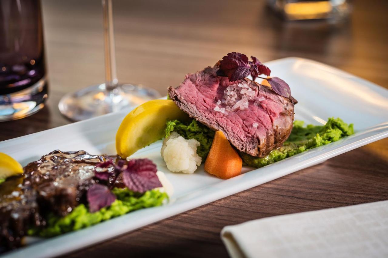 Sheraton Duesseldorf Airport Hotel Ngoại thất bức ảnh