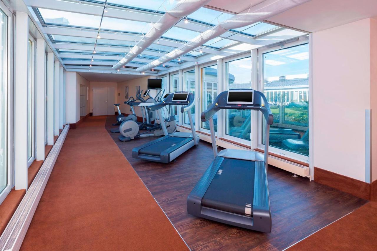 Sheraton Duesseldorf Airport Hotel Ngoại thất bức ảnh