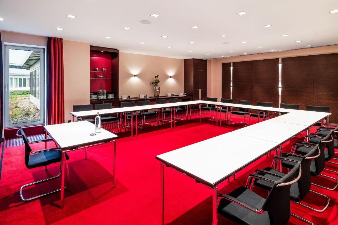 Sheraton Duesseldorf Airport Hotel Ngoại thất bức ảnh